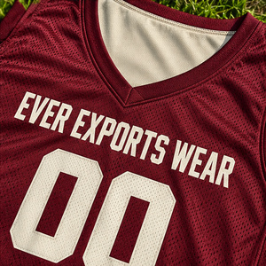 Style unique, service ODM sur mesure, design unique, uniforme de basket-ball bordeaux avec bordure crème, ensemble maillot et short de basket-ball, kit d'équipe - Product Image 3