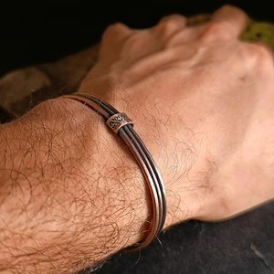 Brazalete Magnético de Cobre Martillado Hecho a Mano, Chapado en Oro Natural Puro para Terapia de Artritis o Regalo, Artesanía en Metal - Product Image 1