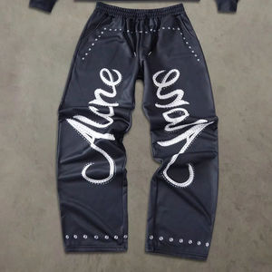 ชุดลำลองผู้ชาย เสื้อฮู้ดและกางเกงขายาวลายตัวอักษรสำหรับฤดูใบไม้ร่วง สีขาว ชุดเซ็ต 2 ชิ้น - Product Image 5