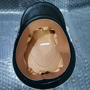 หมวกเบสบอล OEM แบบขายส่ง สีดำ ขาว เงิน เขียว เทา และหมวกสีขาวปักตราสัญลักษณ์ - Product Image 6