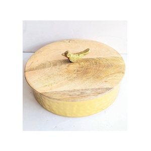 Wooden Chapati Box Distinctive Household Dining Feature Crafted to Deliver Practical Convenience and Refined <b>Aesthetics</b> - Product Image 4