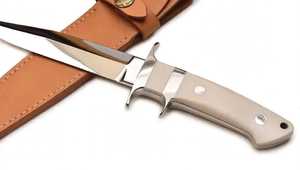 Couteau de survie à lame fixe fait main pour le camping en plein air, outil robuste en acier inoxydable, couteau utilitaire de terrain type Bowie avec manche en os blanc - Product Image 4