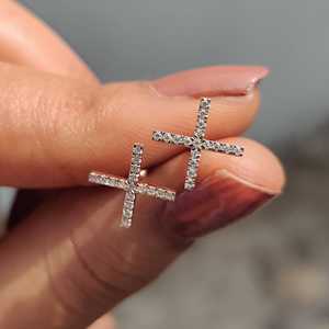 Pendientes de Moissanita con Corte Brillante Redondo en Forma de Cruz, Plata de Ley 925, Lujosos y Modernos para Compromiso, Boda, Aniversario - Product Image 6