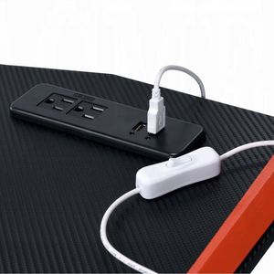 Bureau de jeu à lumière LED noir et rouge avec port USB Tables de jeu durables et élégantes - Product Image 3