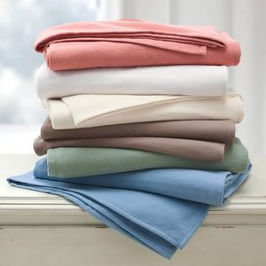 Couverture polaire solide pliable marron style simple lavable en machine 1,5-2 kg en tissu tissé - Product Image 3