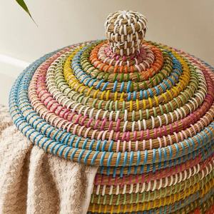 Hierbas marinas tejidas a mano de color arcoíris respetuosas con el medio ambiente con cesta de cuerda de plástico con tapa artesanía de Viettimecraft al por mayor - Product Image 2