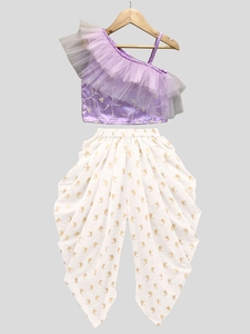 เสื้อทวิชาแบบทอไม่มีแขนพร้อมลายพิมพ์ดอติ-ลาเวนเดอร์และสีขาวนวล - Product Image 1