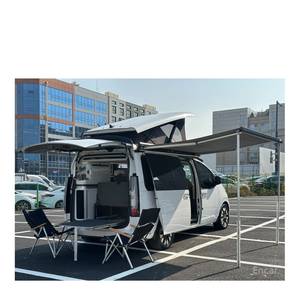 Hyundai Staria 2WD Campervan 2024/3 avec boîte automatique, sièges en cuir, caméra de recul, 17 473 km, diesel, conduite à gauche - Product Image 5