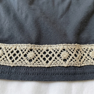 Camiseta sin mangas personalizada para mujer, cuello halter, ajustada, acanalada, al por mayor, marca privada, para fiestas, uso casual de verano - Product Image 6