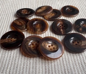 Botones de Cuerno de Búfalo Hechos a Mano, Material Orgánico, Tacto Real, Ecológicos, Premium, Color Natural, Forma Personalizada - Product Image 3