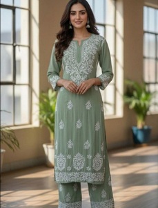 Conjunto de Kurta y Palazzo Verde Bordado, Traje Indio-Pakistaní de Rayón, Ropa Casual Étnica y de Oficina para Mujer, Ajuste Cómodo - Product Image 1