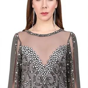 Vestido de Noche de Lujo Gris Carbón con Abundantes Cuentas y Flecos de Plumas - Elegante Escote Ilusorio Transparente, Manga Larga Campana, Maxi con Lentejuelas - Product Image 5
