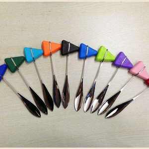 Martillo de Reflejos Neurológico Profesional Triangular, Martillo de Percusión Médico de Diagnóstico para Examen Neurológico - Product Image 1