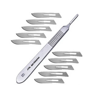 Hojas Quirúrgicas Estériles con Mango de Bisturí BP GRATUITO, Acero Inoxidable de Precisión, Desechables, para Corte Médico, Dental y Quirúrgico - Product Image 1