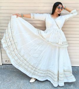 Peplum Kediya Chaniya Choli de seda romana pura con encaje decorativo y falda amplia de nueve metros para mujer, talla XXL - Product Image 1