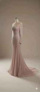 Robe de soirée longue à manches longues, entièrement perlée à la main, de qualité exceptionnelle, pour les événements du soir et les mariages, disponible pour une livraison mondiale - Product Image 2