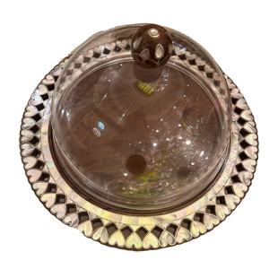 Cúpula Acrílica de Lujo para Servir en Eid y Ramadán, Elegante Bandeja Redonda de Madera de Acacia con Incrustaciones Intrincadas de Nácar - Product Image 2