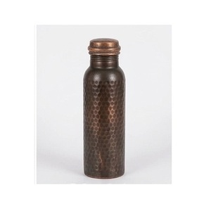 Bouteille d'eau en cuivre, finition martelée, design vintage, couvercle portable inclus, usage domestique - Product Image 3