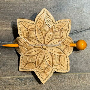 Cuir usiné à la main personnalisé de qualité supérieure avec tige coulissante en bois Barrette en épingle à cheveux en cuir de vachette véritable Barrette pour cheveux de dame - Product Image 2
