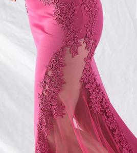 Vestido de Sirena Moderno Color Rosa Radiante |   Vestido de Noche de Tul Transparente con Apliques de Encaje de Lujo |   Elegante vestido de fiesta formal hasta el suelo - Product Image 2