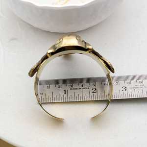 Elefante africano latón Boho brazalete hecho a mano, brazalete de elefante regalo para ella. - Product Image 2