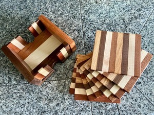 Sous-verre rond en bois naturel fait à la main pour tasses à café et verres - Product Image 3