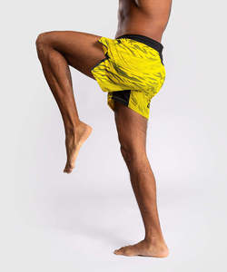 Pantalones Cortos Sublimados Unisex para Karate, MMA y Boxeo con Tela Elástica, Color y Logotipo Personalizables para Artes Marciales - Product Image 3