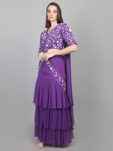 Hermoso sari de fiesta para mujer, estilo diseñador, listo para usar, con volantes, lentejuelas y adornos de cuentas. - Product Image 4