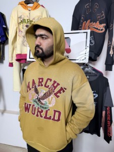 Fábrica de la Marca de Ropa Urbana MKB |   Sudadera con capucha y cremallera para hombre, con corte personalizado, lavado ácido, bordado de apliques, serigrafía y pedrería - Product Image 5