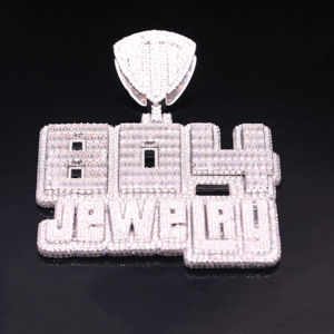 Colgante Hip Hop de Aleación Chapado en Oro con Diamantes de Imitación Pesados y Diseño de Ícono de Hielo - Product Image 1