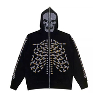 Blouson bomber noir zippé délavé à l'acide anti-boulochage avec imprimé croix gothique à paillettes et sequins, coupe ample unisexe, décontracté pour l'hiver