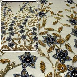 Tissu en dentelle brodée florale sur mesure, tissu de mariage en gros, tissu de mariée, exportateur, tissu en dentelle lourdement perlé à la main - Product Image 4