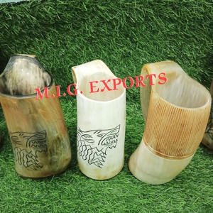 Mug authentique fait main en corne de vache viking, gobelet naturel en corne de bœuf pour bière, ale et hydromel. Écologique, vintage, médiéval. - Product Image 2