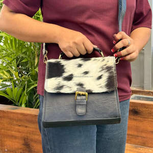 Bolso pequeño con solapa a la moda, sillín de diseñador para mujer, bolsos de hombro de piel de vaca, bolso cruzado de cuero genuino de vaca de lujo, bolsos de moda - Product Image 2