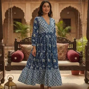 Robe longue maxi à volants en coton bleu indigo imprimé au bloc, col en V, style ethnique indien bohème, pour femme, idéale pour l'été et les fêtes - Product Image 1