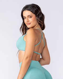 Sujetador Deportivo de Yoga para Mujer, Color Sólido, Cuello Redondo, Soporte Medio, Transpirable, Diseño Sin Costuras, Venta al Por Mayor - Product Image 4