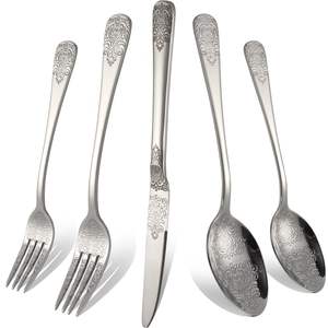 Juego de Cubiertos de Metal Grabado con Patrón Antiguo para Decoración Tradicional de Comedor y Fiestas, Diseño Elegante, Duradero y Portátil - Product Image 4