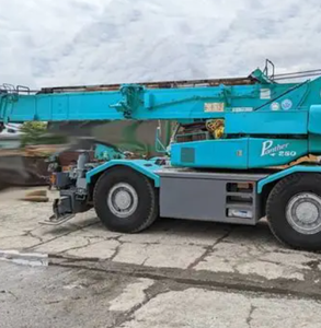 Grue hydraulique KOBELCO PANTHER 250 d'occasion de qualité supérieure offrant des performances stables et efficaces - Product Image 1