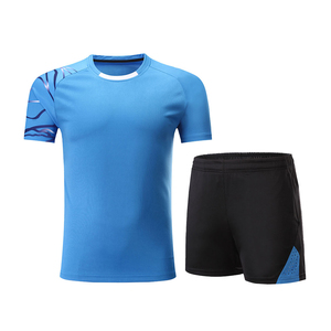 Tenue de tennis pour hommes en gros Outfitize International : Ensemble chemise athlétique à col en V et short à séchage rapide, personnalisable avec logo pour équipe, commande en gros - Product Image 1