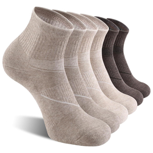 Calcetines tobilleros al por mayor 2026 de algodón y fibra de bambú, transpirables, de color liso, informales, para uso diario, para adultos, de punto, de grosor estándar, para primavera. - Product Image 1