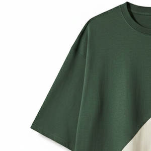 Camiseta Moderna para Hombre, Corte Cuadrado, Proporciones Equilibradas y Acabado Casual Elevado - Product Image 3