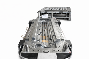 แม่พิมพ์ความแม่นยำสูงสำหรับชิ้นส่วนพลาสติกขนาดเล็ก – OEM เวียดนาม - Product Image 4