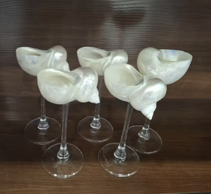 แก้วไวน์เปลือกหอยทำมือจากเวียดนาม แก้วเปลือกหอยธรรมชาติ สำหรับไวน์ ค็อกเทล ตกแต่งโต๊ะบาร์ธีมชายหาด - Product Image 3