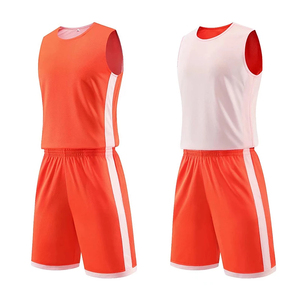 Uniforme de baloncesto personalizado de alta calidad con nombre y número de equipo personalizados, la mejor ropa deportiva para hombres y mujeres. - Product Image 3