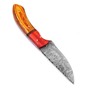 Couteau de chasse artisanal en acier Damas d'A&M Enterprises avec manche en bois rouge et orange et étui en cuir, utilitaire et professionnel - Product Image 2