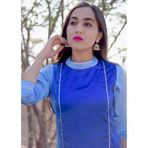 Conjunto de Traje de Satén Azul con Adornos de Perlas Plateadas, Diseño Étnico para Bodas, Fiestas y Eventos - Product Image 2