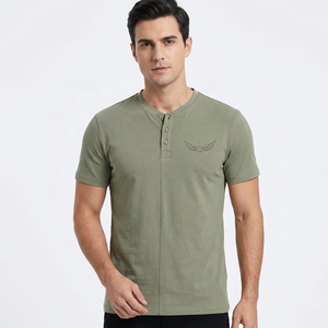 T-shirt à manches courtes pour homme, vert olive, col en V, avec logo d'aile en relief, coupe classique, style décontracté - Product Image 5