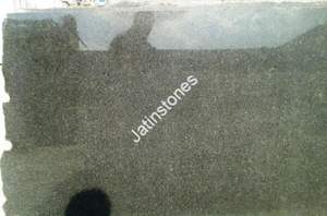 Encimera de Granito Verde Desierto, Superficie Pulida Natural para Cocina y Baño, Elegante, Estilosa, Duradera, con Aspecto de Piedra Moderna - Product Image 2