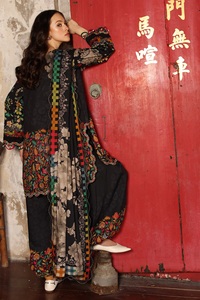 Les dernières tenues pakistanaises pour femmes, robes pakistanaises brodées, vêtements décontractés pour femmes. - Product Image 5