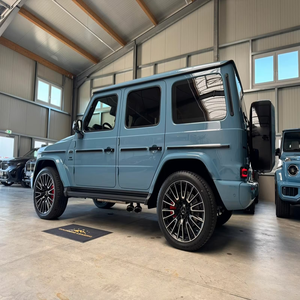 เมอร์เซเดส-เบนซ์ G63 AMG คาร์บอนไฟเบอร์ทั้งคัน ระบบขับเคลื่อนแบบแอคทีฟ รุ่น A22 พร้อมเครื่องเล่นดีวีดี Webasto รถ SUV หรูหราสมรรถนะสูง สำหรับการขับขี่ออฟโรด นำเข้าเพื่อการส่งออก - Product Image 1